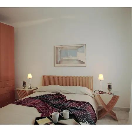 Apartament Classbedroom Gaudi *