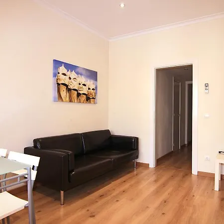 Apartament Classbedroom Gaudi